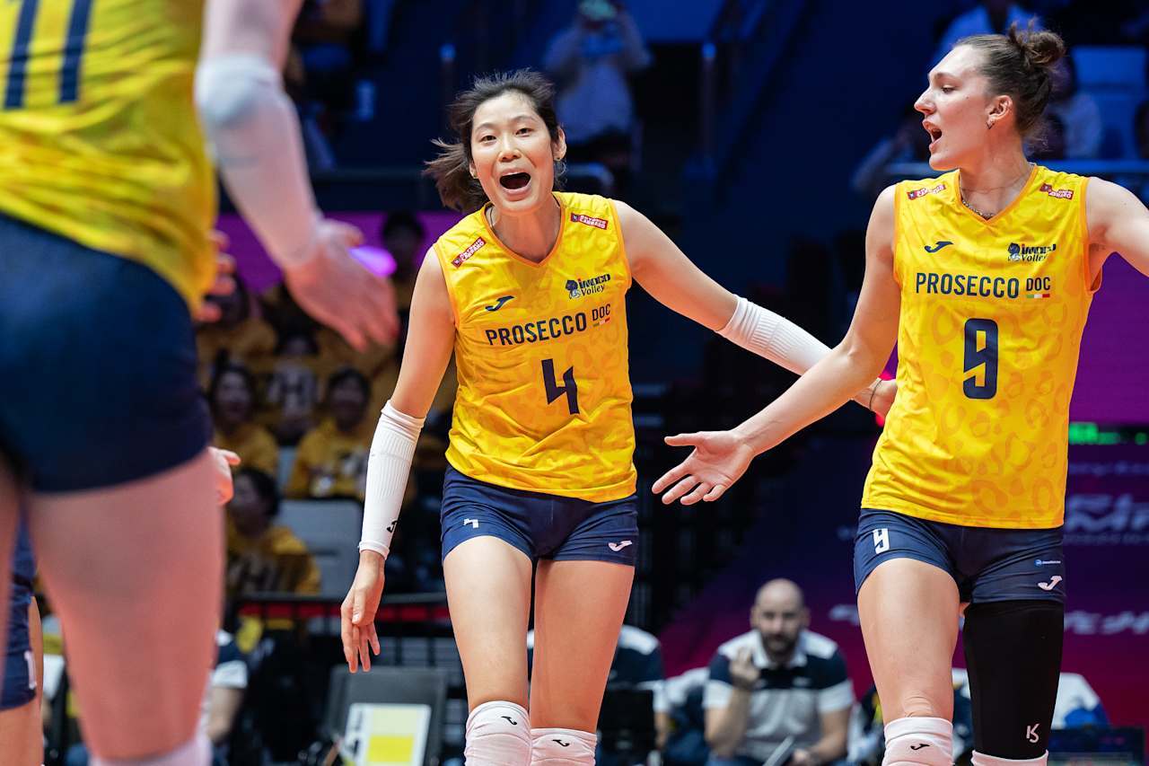 意大利女排精彩逆转获得关键胜利