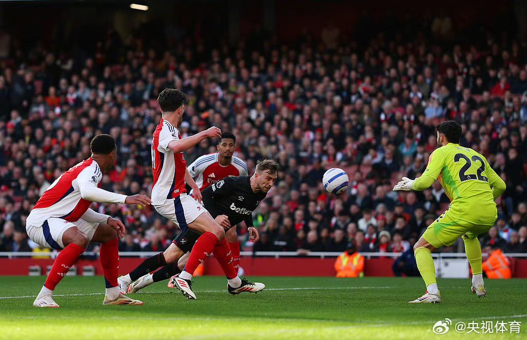 阿森纳主场逆转曼联，重登胜利舞台