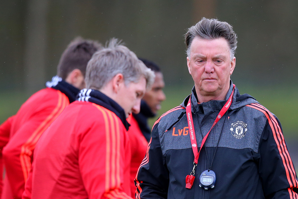 关于狼队主场大胜，狼队保持争冠势头的信息