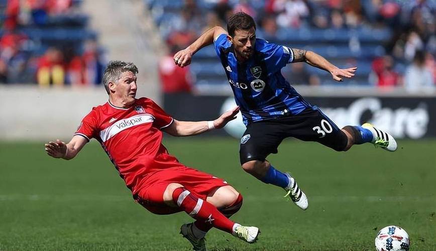 包含足球盛宴,球迷狂热追逐每一场比赛的词条 包含足球盛宴,球迷狂热追逐每一场比赛的词条