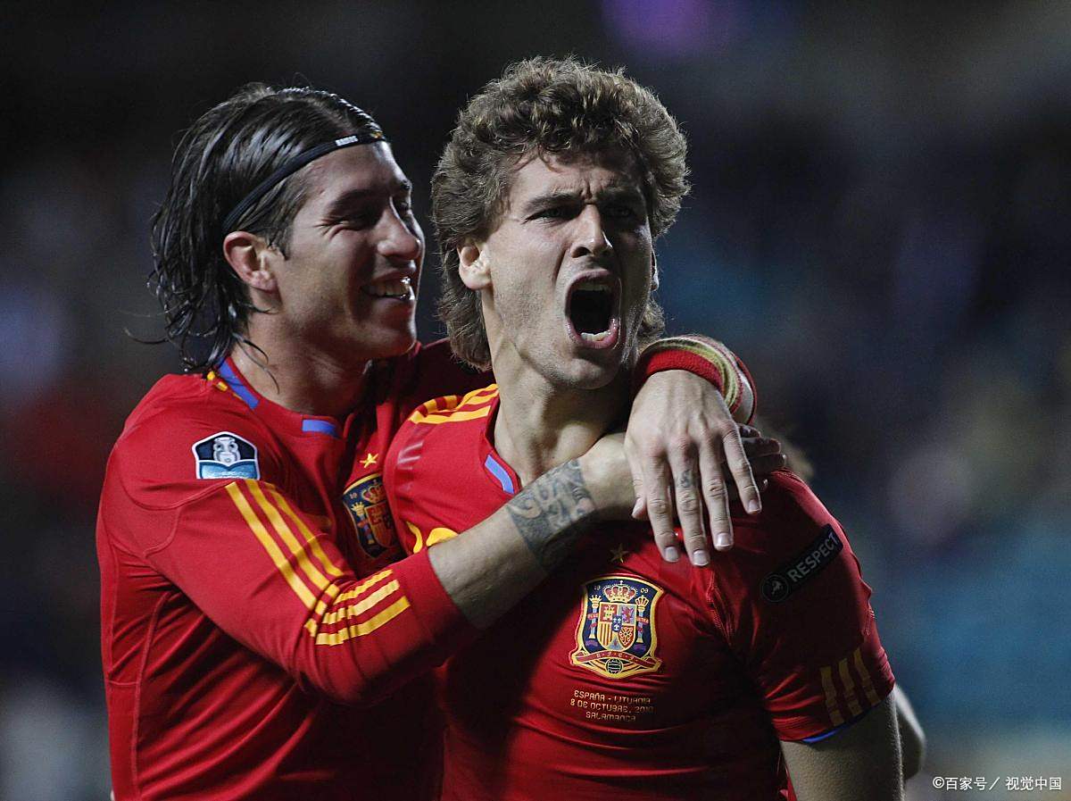 杏彩体育登录-游泳赛场上实力对决，巴西选手表现抢眼