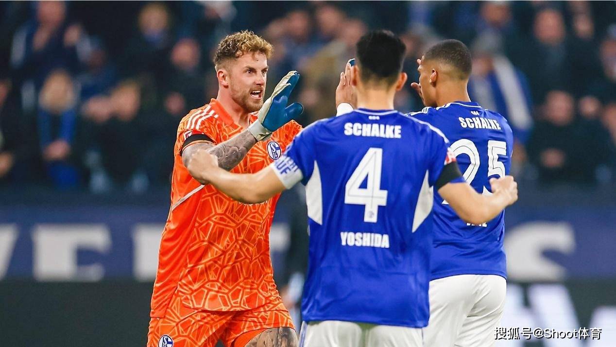 防守端哨兵出击，零封对手进攻