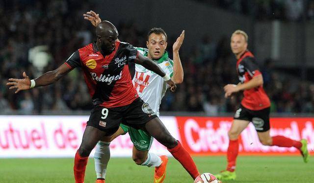 杏彩体育登录-甘冈主场告捷，主场优势凸显