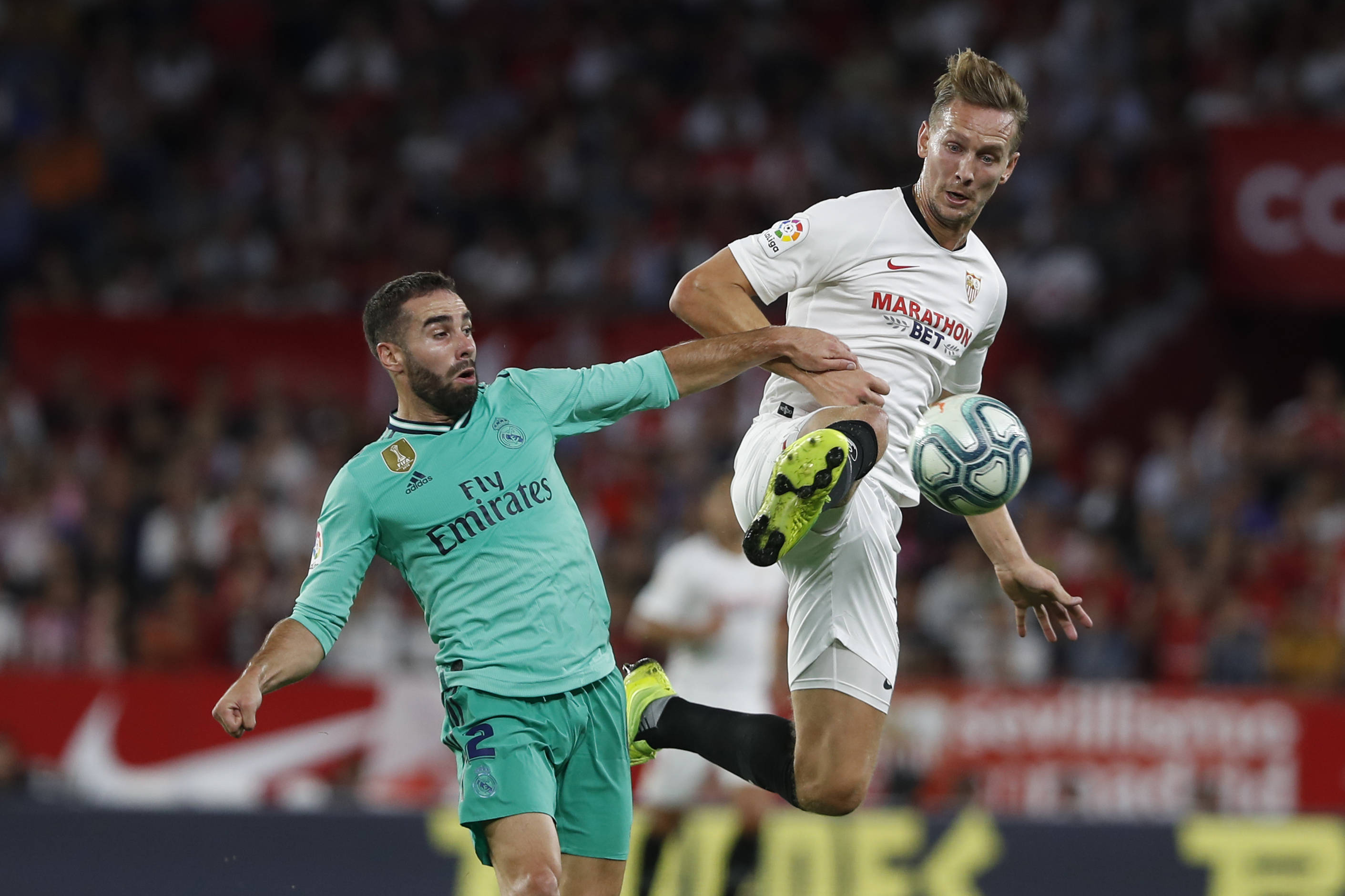 皇家马德里保持强劲势头，连续拿下淘汰赛的简单介绍